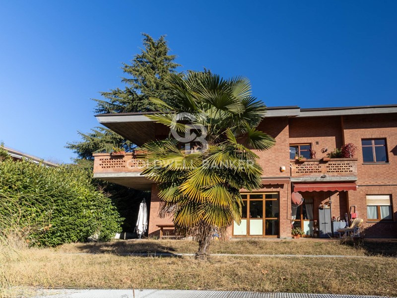 Appartamento in Vendita a Pino Torinese, 290'000&euro;, 180 m²