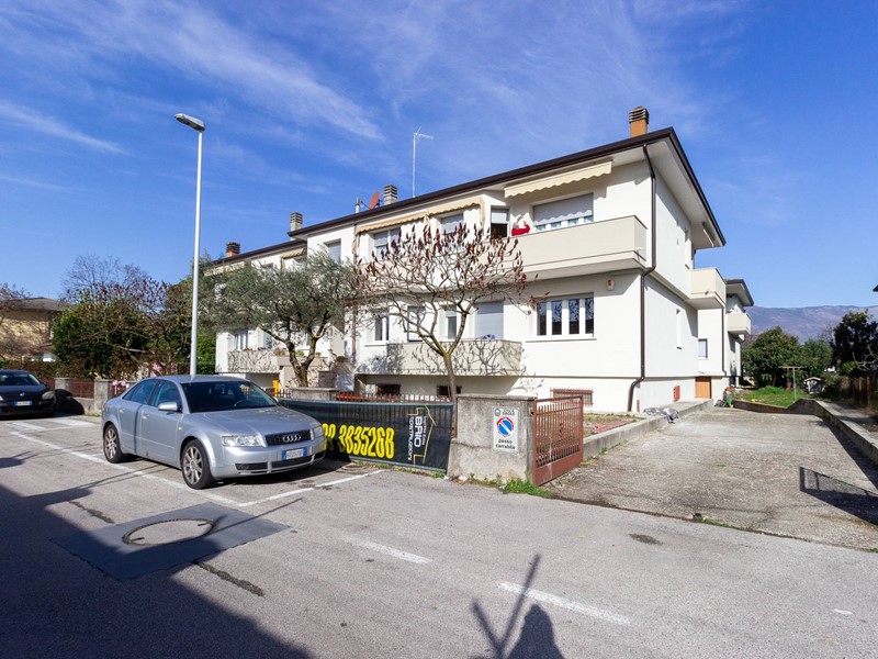 Appartamento in Vendita a Sacile, 200'000&euro;, 131 m²