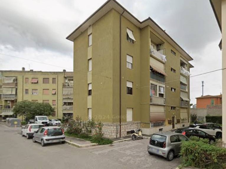 Trilocale in Vendita a Grosseto, 66'900&euro;, 51 m²