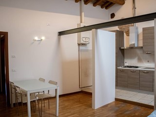 Bilocale in Vendita a Mantova, 120'000&euro;, 70 m²