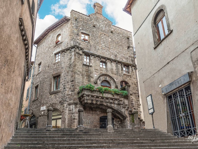 Trilocale in Vendita a Viterbo, 210'000&euro;, 94 m²