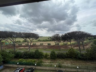 Bilocale in Vendita a Roma, 99'000&euro;, 47 m²