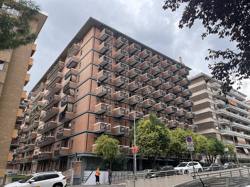 Trilocale in Vendita a Roma, 359'000&euro;, 93 m²