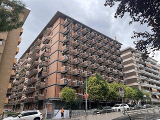Trilocale in Vendita a Roma, 359'000&euro;, 93 m²