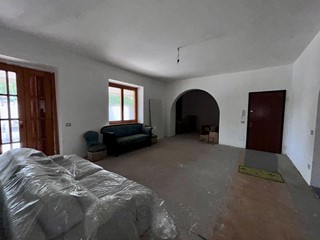 Appartamento in Vendita a Dorno, 175'000&euro;, 200 m², con Box