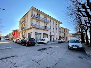 Bilocale in Vendita a Bra, 65'000&euro;, 70 m²
