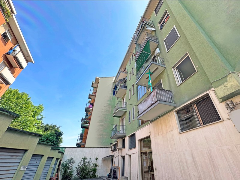 Trilocale in Vendita a Milano, 210'000&euro;, 70 m²