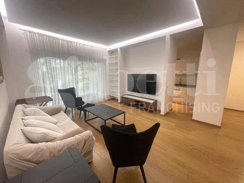 Trilocale in Affitto a Roma, 3'000&euro;, 101 m², arredato