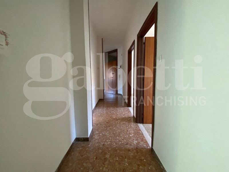 Quadrilocale in Vendita a Castel di Casio, 99'000&euro;, 99 m²