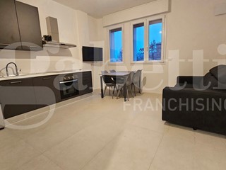 Bilocale in Affitto a Bologna, 950&euro;, 45 m², arredato