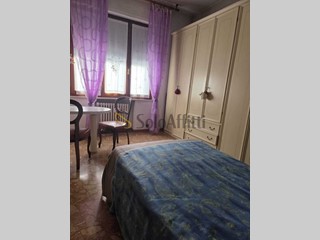 Quadrilocale in Affitto a Siena, zona Zona Stazione, 916&euro;, 65 m², arredato