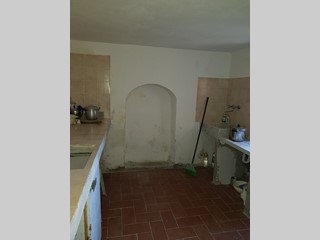 Casa Semi Indipendente in Affitto a Casola in Lunigiana, 400&euro;, 90 m²