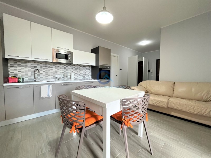 Trilocale in Vendita a Catanzaro, zona Catanzaro Lido, 258'000&euro;, 90 m², arredato