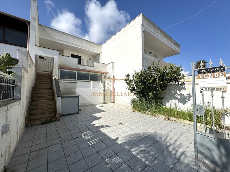 Quadrilocale in Vendita a Melendugno, zona San Foca, 135'000&euro;, 59 m²