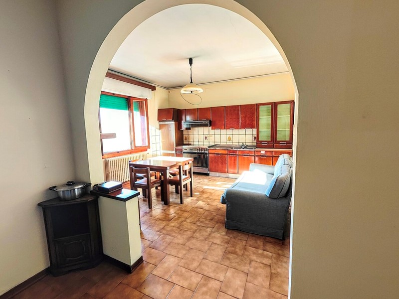 Appartamento in Vendita a Montecatini Terme, 89'000&euro;, 95 m²