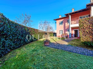 Trilocale in Vendita a Roncadelle, 285'000&euro;, 138 m², con Box