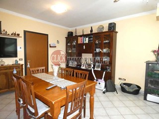 Appartamento in Vendita a Scarperia e San Piero, 175'000&euro;, 87 m², con Box