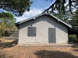 Casa Indipendente in Vendita a Belpasso, zona Parco dell'Etna, 68'000&euro;, 60 m²