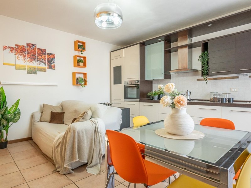 Trilocale in Vendita a Ponsacco, zona Val di Cava, 138'000&euro;, 65 m²