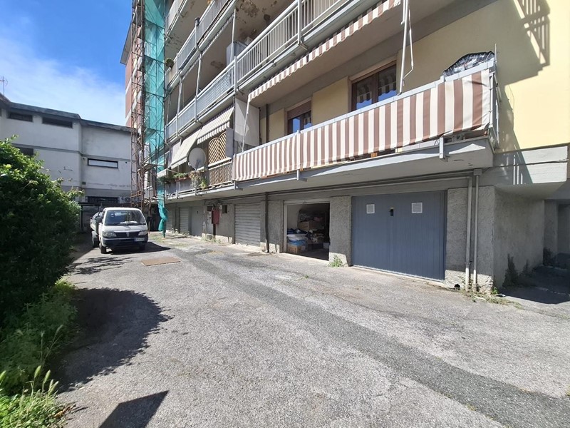 Appartamento in Vendita a Carrara, zona Marina di Carrara, 175'000&euro;, 80 m², arredato