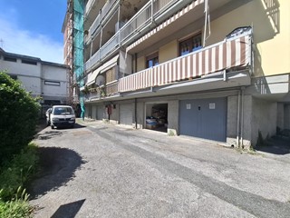 Appartamento in Vendita a Carrara, zona Marina di Carrara, 175'000&euro;, 80 m², arredato