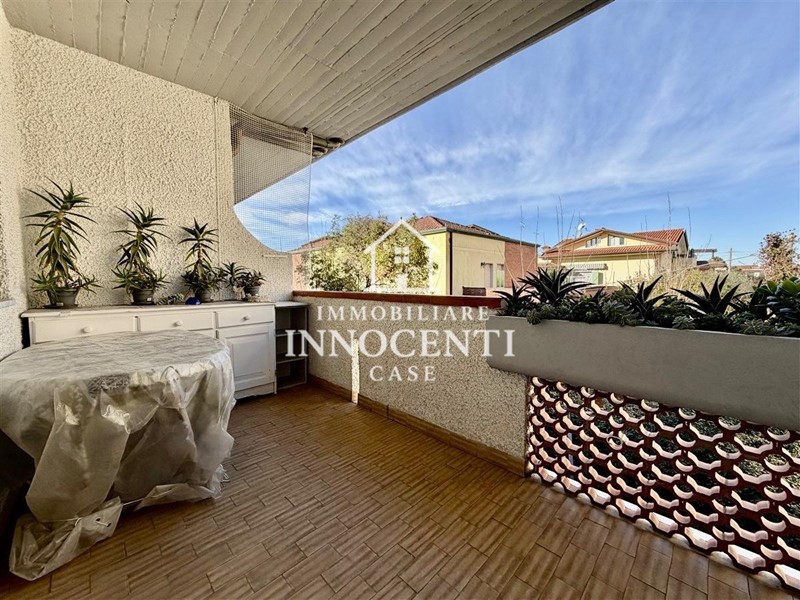 Quadrilocale in Vendita a Massa, zona Marina di Massa, 290'000&euro;, 90 m², arredato