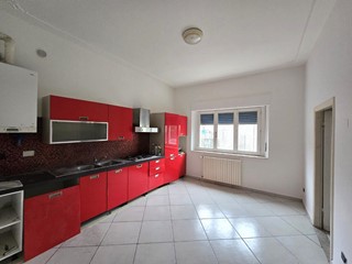 Appartamento in Vendita a Colle di Val D'Elsa, 190'000&euro;, 103 m²