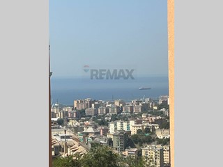 Appartamento in Vendita a Genova, 125'000&euro;, 89 m²