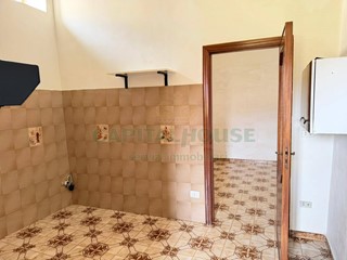 Bilocale in Vendita a Avella, 25'000&euro;, 31 m²