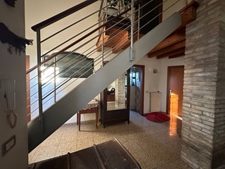 Casa Semi Indipendente in Vendita a Medolla, 142'000&euro;, 122 m²