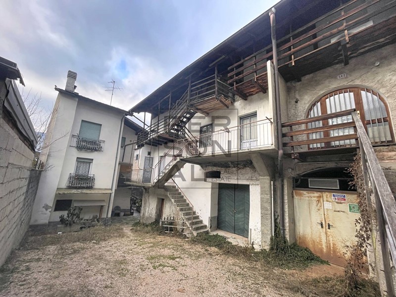 Casa Semi Indipendente in Vendita a Levico Terme, 135'000&euro;, 210 m²