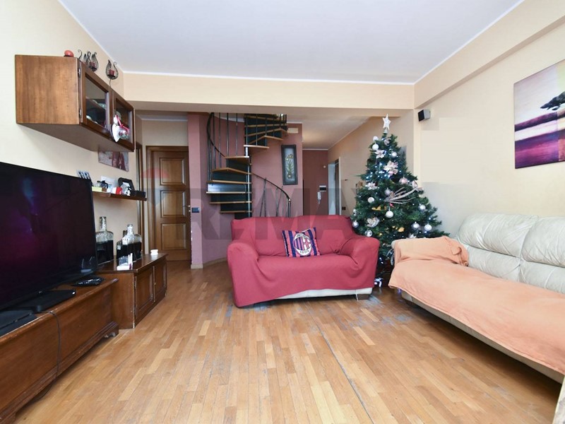 Quadrilocale in Vendita a Aci Catena, 189'000&euro;, 95 m²