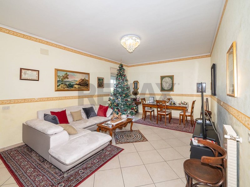 Quadrilocale in Vendita a San Giovanni la Punta, 125'000&euro;, 110 m²