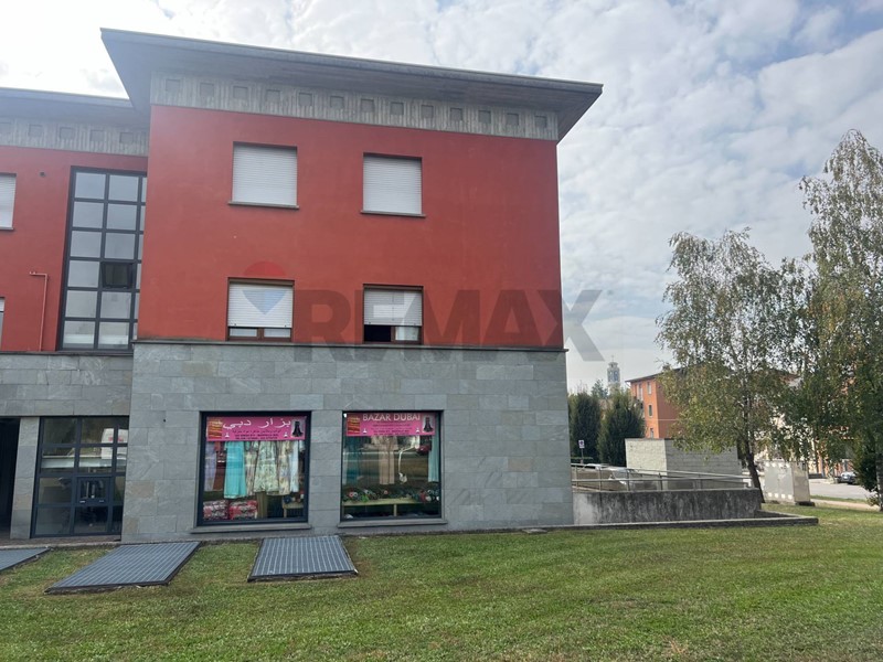 Negozio in Vendita a Montello, 85'000&euro;, 45 m²