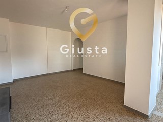 Bilocale in Vendita a Brindisi, 47'000&euro;, 65 m²