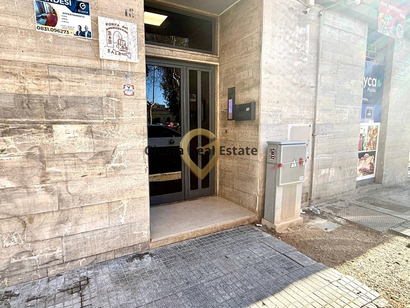 Quadrilocale in Vendita a Brindisi, 139'000&euro;, 112 m²