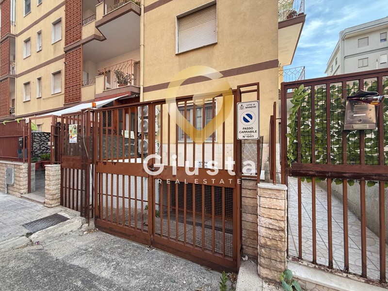 Quadrilocale in Vendita a Brindisi, 129'000&euro;, 122 m², con Box
