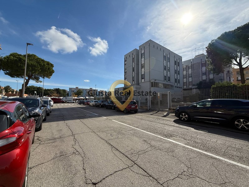 Quadrilocale in Vendita a Brindisi, 112'000&euro;, 119 m²