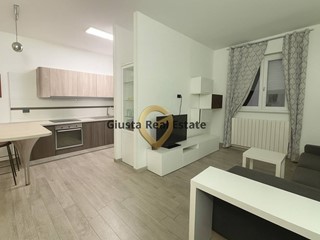 Quadrilocale in Vendita a Brindisi, 155'000&euro;, 137 m²
