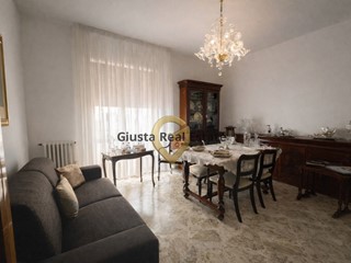 Trilocale in Vendita a Brindisi, 129'000&euro;, 79 m²