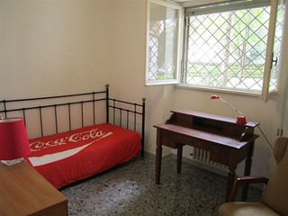 Quadrilocale in Vendita a Roma, 270'000&euro;, 120 m², arredato