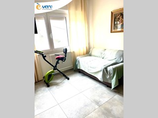 Appartamento in Vendita a Palermo, 228'000&euro;, 160 m²