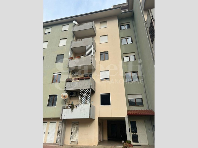 Appartamento in Vendita a Oristano, 148'000&euro;, 113 m²