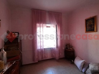 Casa Indipendente in Vendita a Monte San Giovanni Campano, 145'000&euro;, 200 m²