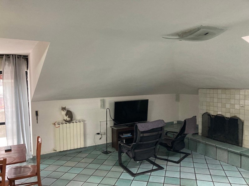 Appartamento in Vendita a Battipaglia, 250'000&euro;, 190 m², con Box