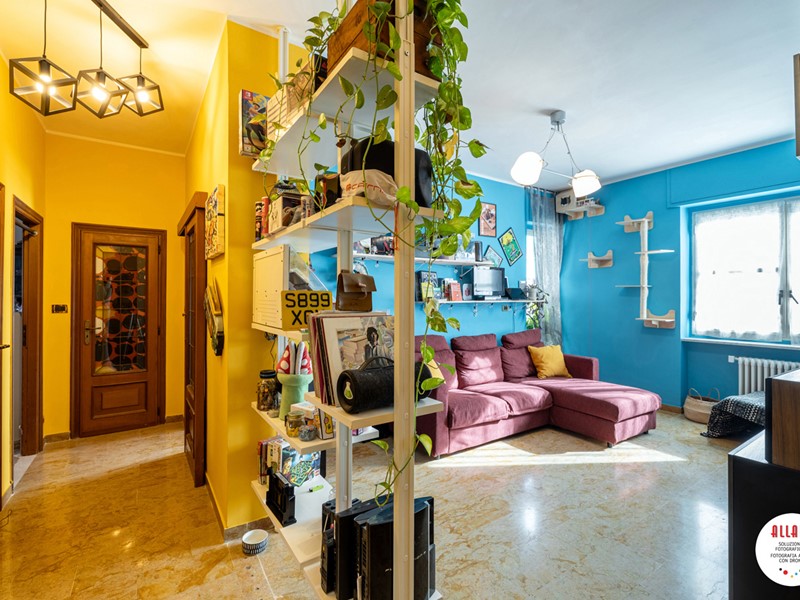 Quadrilocale in Vendita a Torino, 165'000&euro;, 91 m²