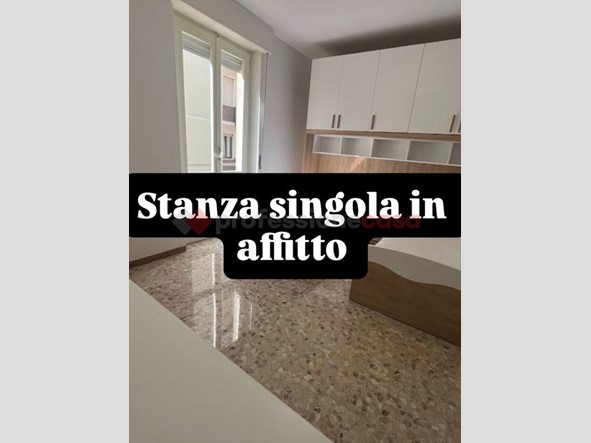 Appartamento in Affitto a Verona, 400&euro;, 130 m², arredato