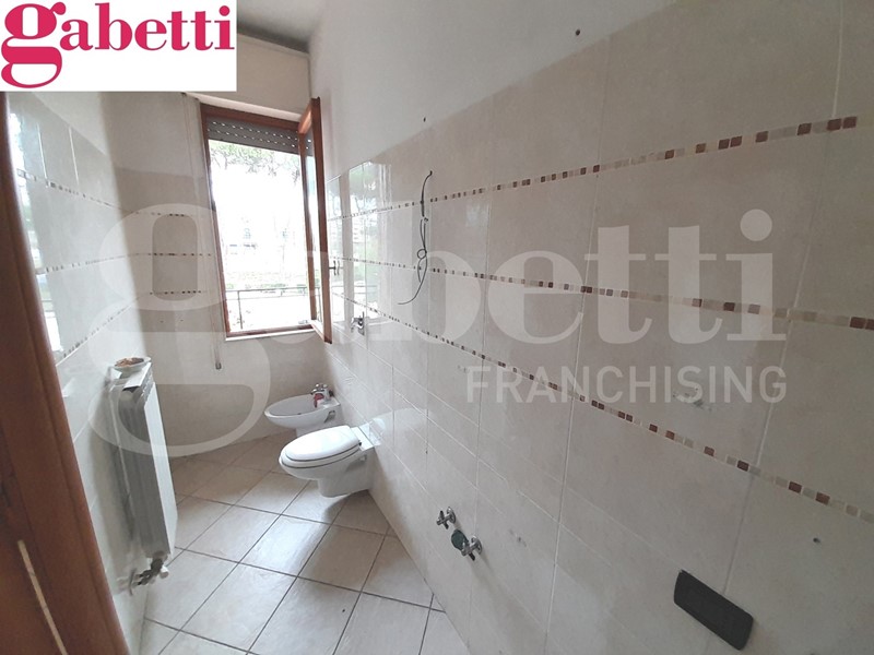 Appartamento in Vendita a Poggibonsi, 225'000&euro;, 114 m², con Box