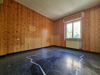 Appartamento in Vendita a Genova, zona PrÃ, 63'000&euro;, 73 m²