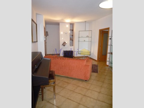 Appartamento in Affitto a Cesena, zona Case  Finali, 800&euro;, 110 m², arredato, con Box